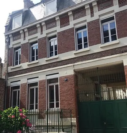 Apartament 8 Du Temple Cambrai